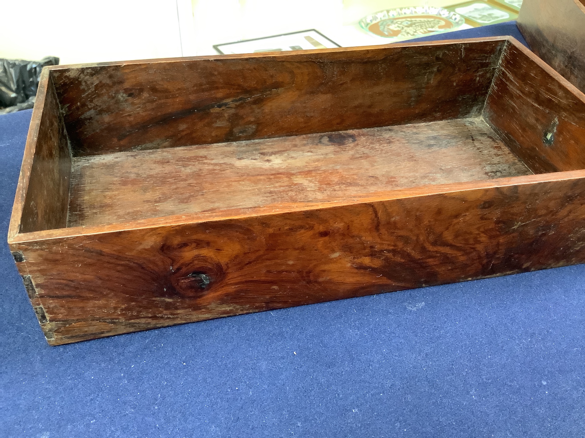 A good Chinese huanghuali table cabinet, 18th/19th century, 59.5cm wide, 42.5cm high, 37.5cm deep